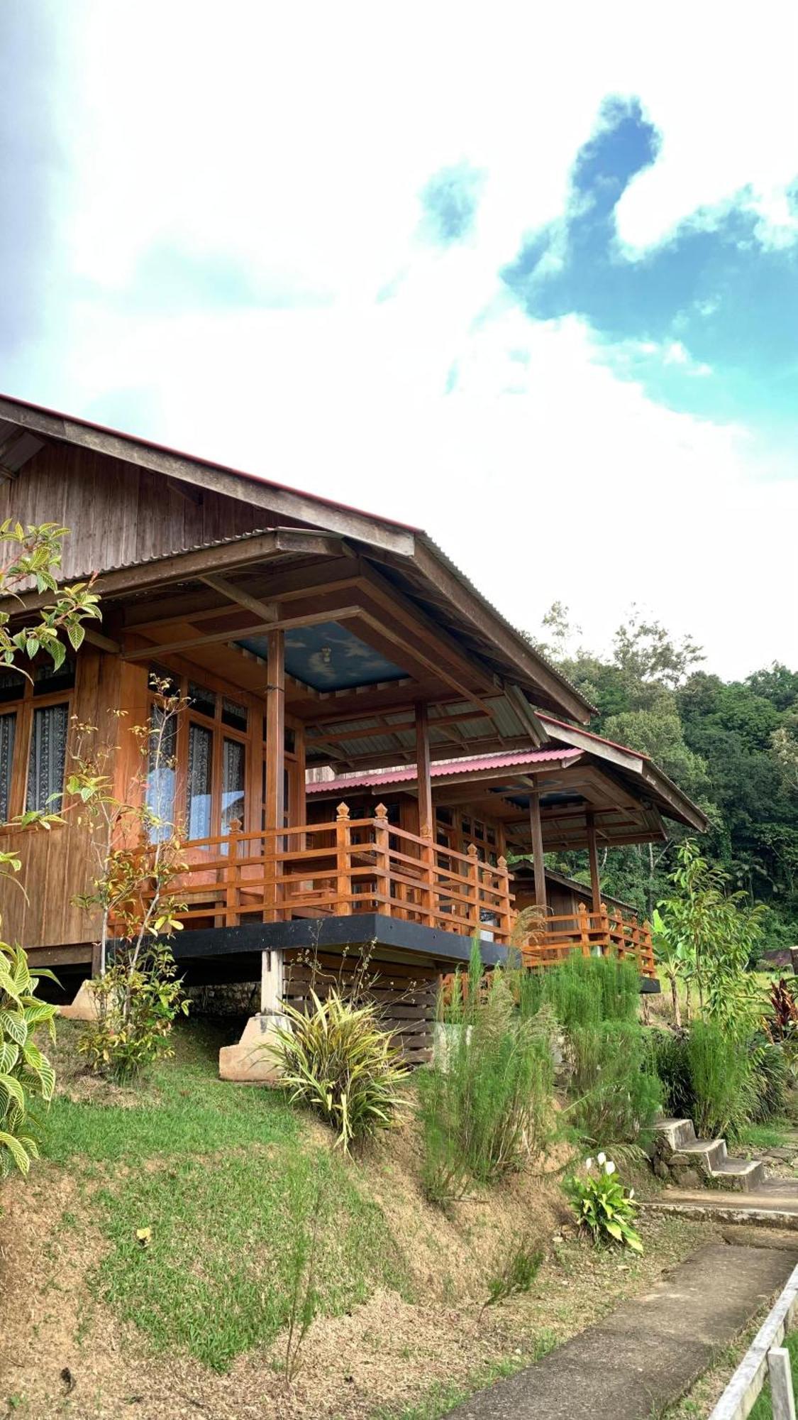 Bagoes View Cottages Maninjau Bagian luar foto