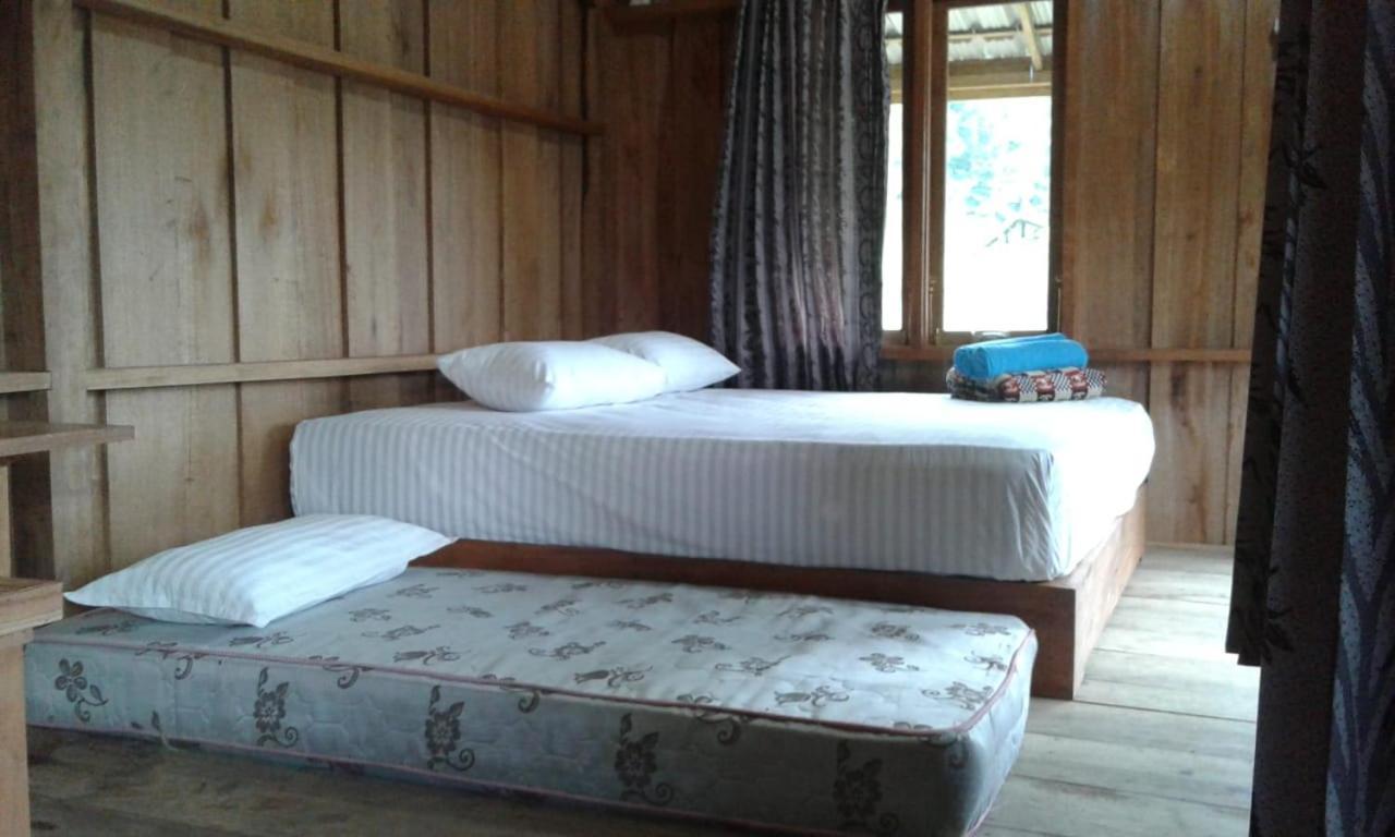 Bagoes View Cottages Maninjau Bagian luar foto