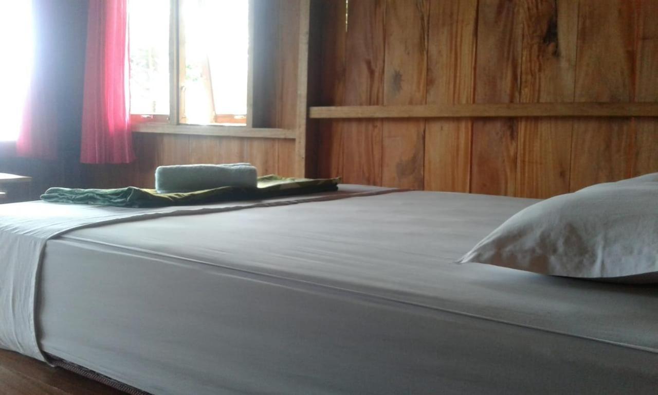 Bagoes View Cottages Maninjau Bagian luar foto